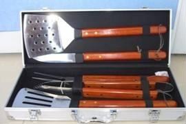 5pc solid wood bbq tool in case